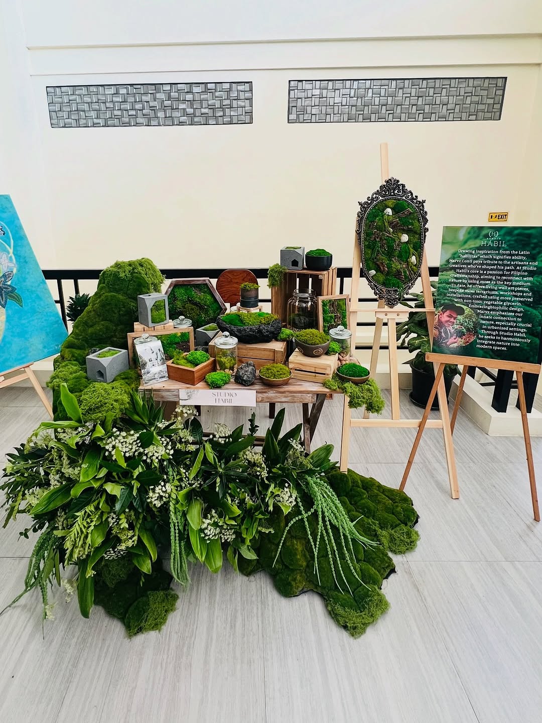 Studio Hábil exhibition with décor products